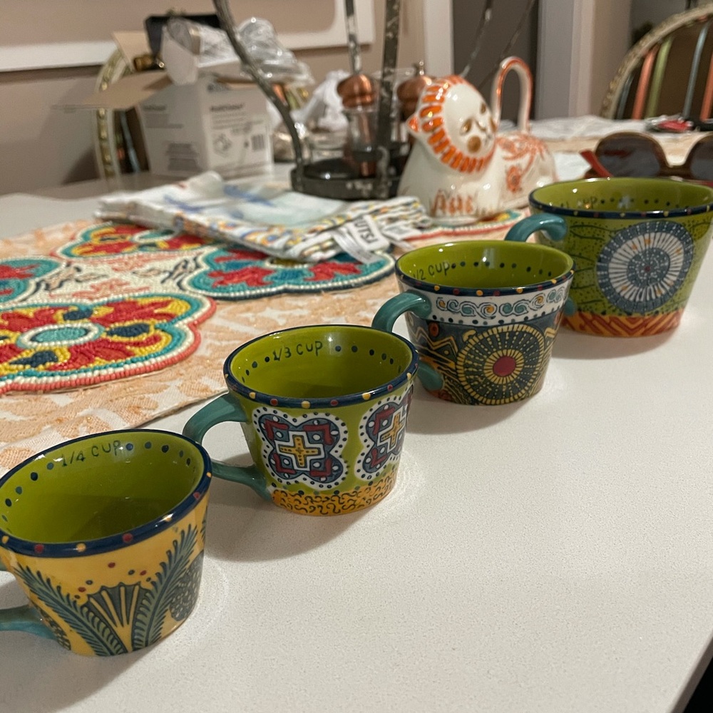 Anthropologie measuring cups, like new!